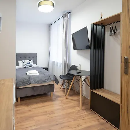 Apartament Slowackiego 16 *